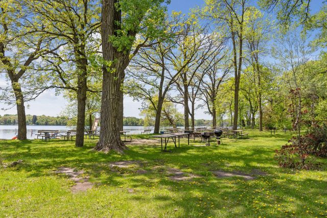 3530 Ridgewood Road, Arden Hills, MN 55112