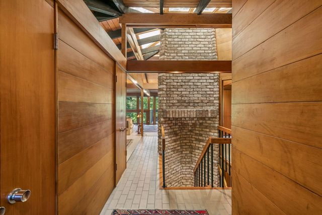 3530 Ridgewood Road, Arden Hills, MN 55112