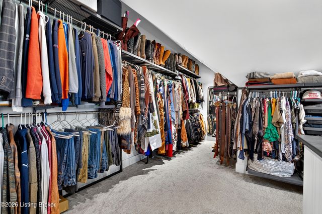 1304 S English Station Rd, Louisville, KY 40299