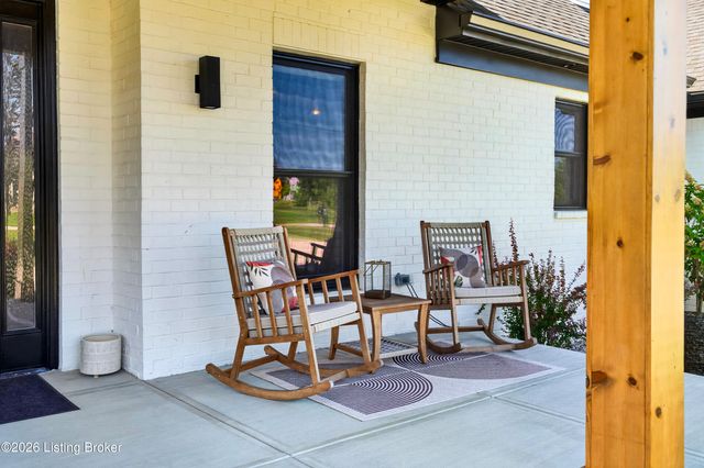 1304 S English Station Rd, Louisville, KY 40299