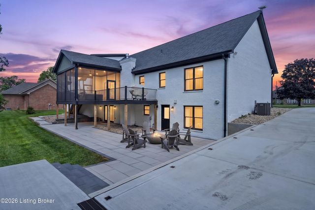 1304 S English Station Rd, Louisville, KY 40299