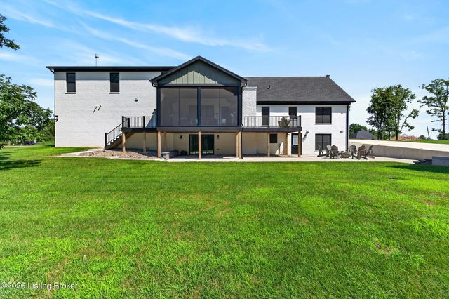 1304 S English Station Rd, Louisville, KY 40299