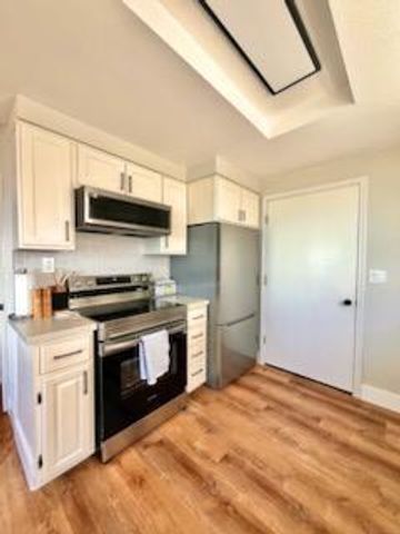 156 Shaker Road, Shelter Cove, CA 95589