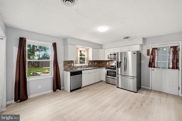 107 GROVE CT, Stephens City, VA 22655