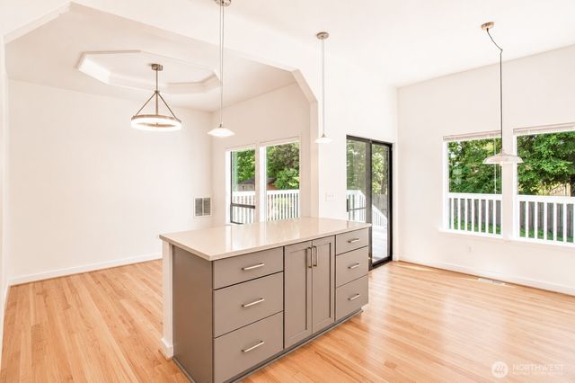 10529 53rd Avenue W, Mukilteo, WA 98275