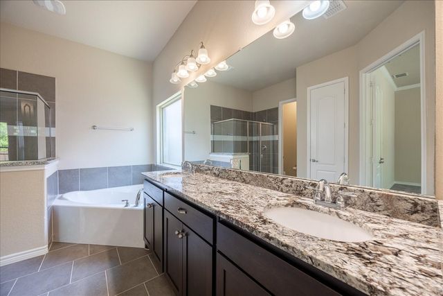 4712 Stillhouse Hollow Lane, Denton, TX 76226