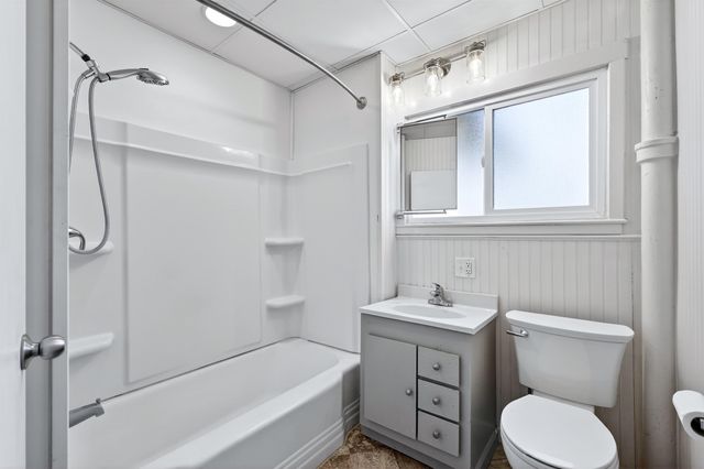 2202 W College Ave, Spokane, WA 99201