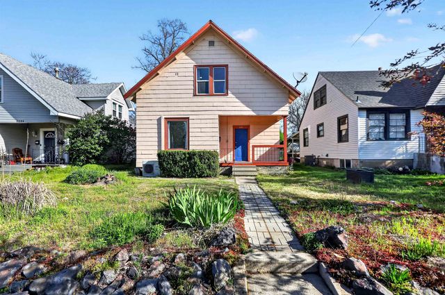 2202 W College Ave, Spokane, WA 99201