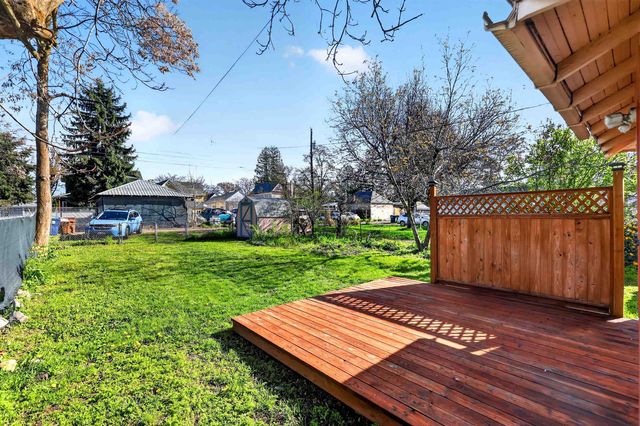 2202 W College Ave, Spokane, WA 99201