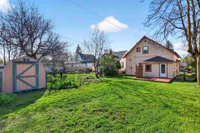 2202 W College Ave, Spokane, WA 99201