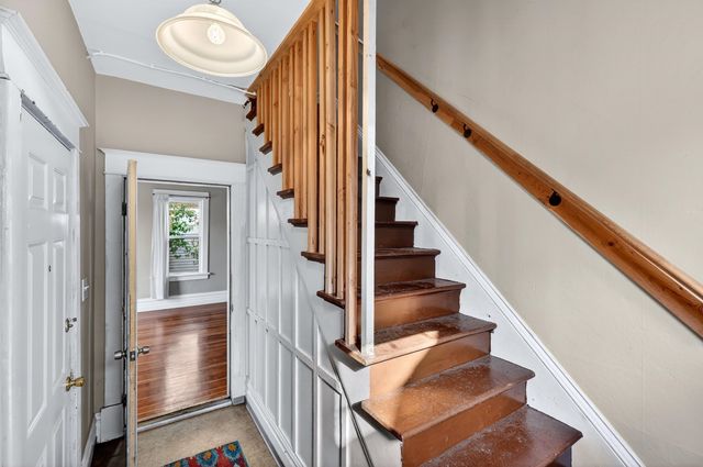 2202 W College Ave, Spokane, WA 99201