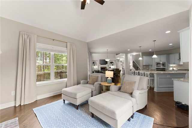 6570 CANYON Cove, Cumming, GA 30028