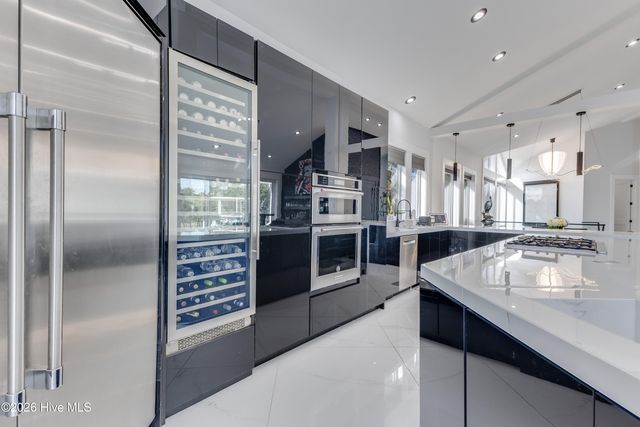 809 Inlet View Drive, Wilmington, NC 28409