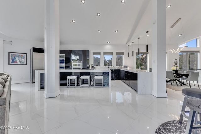 809 Inlet View Drive, Wilmington, NC 28409