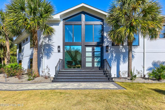 809 Inlet View Drive, Wilmington, NC 28409