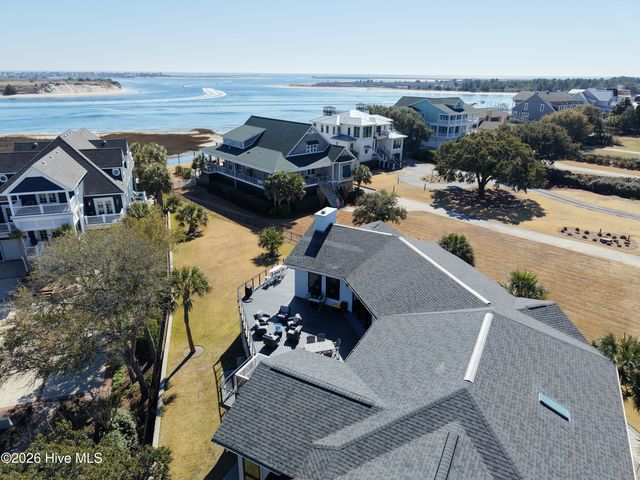809 Inlet View Drive, Wilmington, NC 28409