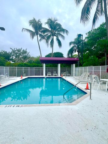 22715 Camino Del Mar, Boca Raton, FL 33433