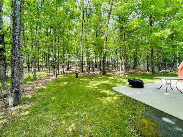 9 Sycamore Circle, Penn Forest Twp, PA 18210
