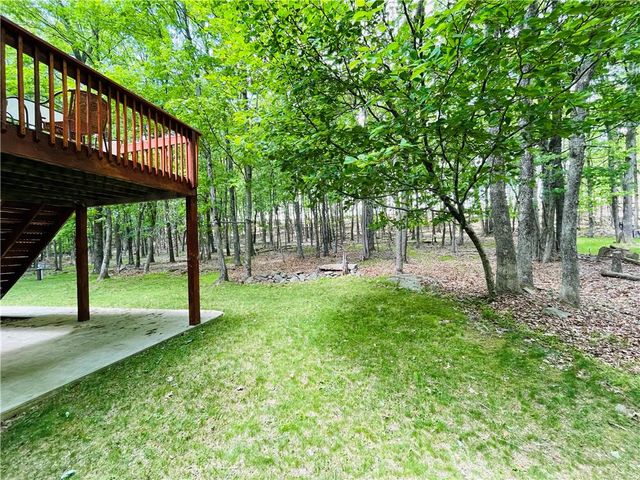 9 Sycamore Circle, Penn Forest Twp, PA 18210