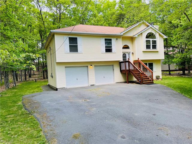 9 Sycamore Circle, Penn Forest Twp, PA 18210
