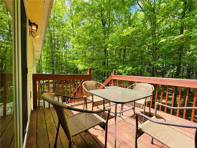 9 Sycamore Circle, Penn Forest Twp, PA 18210