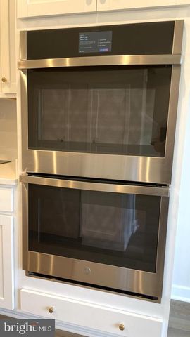 223 B PARK CENTRAL TER, Manassas Park, VA 20111