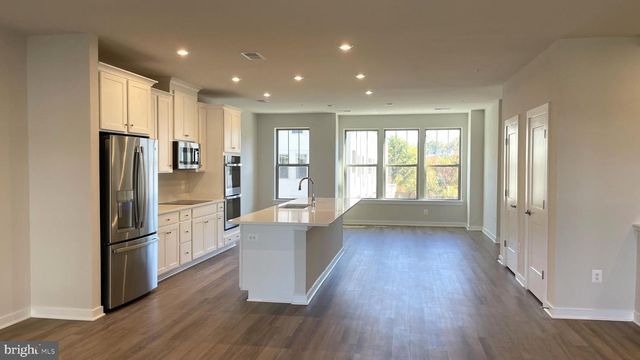 223 B PARK CENTRAL TER, Manassas Park, VA 20111
