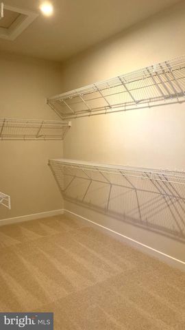 223 B PARK CENTRAL TER, Manassas Park, VA 20111