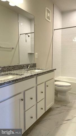 223 B PARK CENTRAL TER, Manassas Park, VA 20111