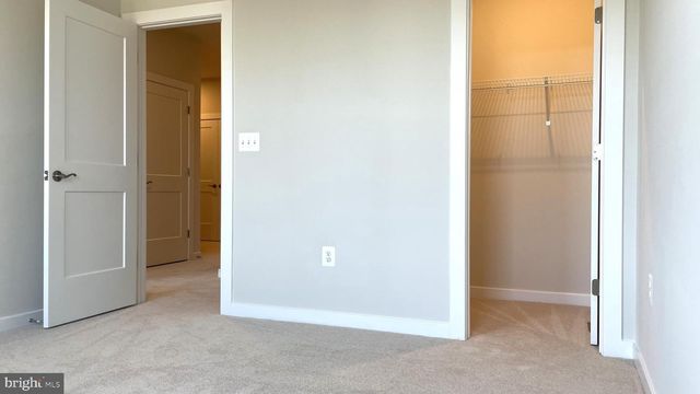 223 B PARK CENTRAL TER, Manassas Park, VA 20111