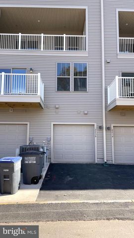 223 B PARK CENTRAL TER, Manassas Park, VA 20111