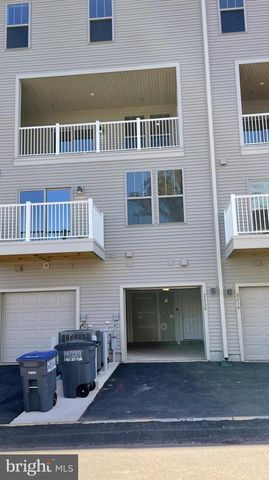 223 B PARK CENTRAL TER, Manassas Park, VA 20111