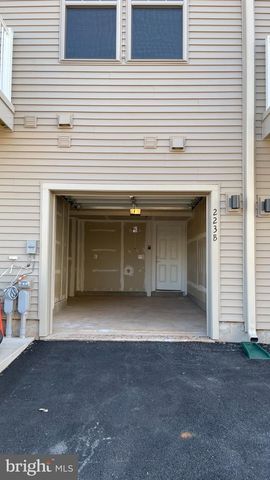 223 B PARK CENTRAL TER, Manassas Park, VA 20111