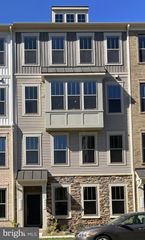 223 B PARK CENTRAL TER, Manassas Park, VA 20111