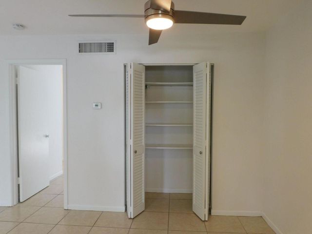 640 SE 2nd Avenue 107, Boynton Beach, FL 33435