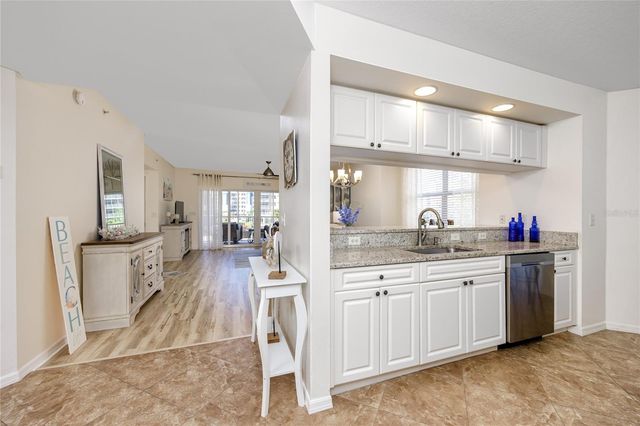 960 STARKEY ROAD 3106, Largo, FL 33771