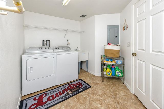 960 STARKEY ROAD 3106, Largo, FL 33771