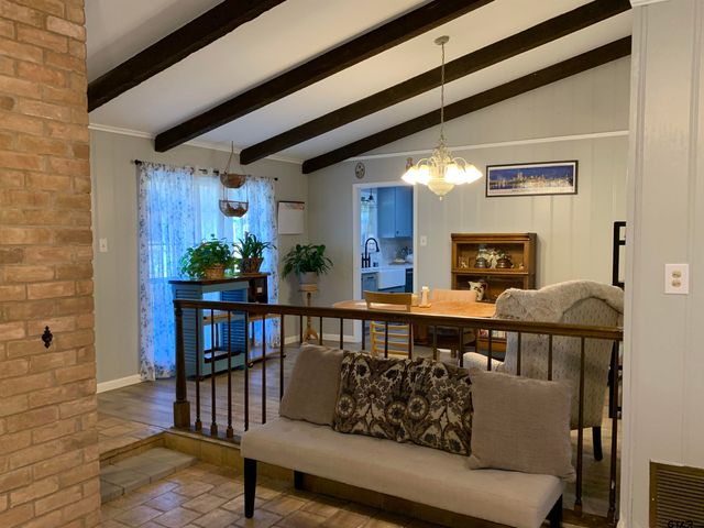 800 Neches, Tyler, TX 75702