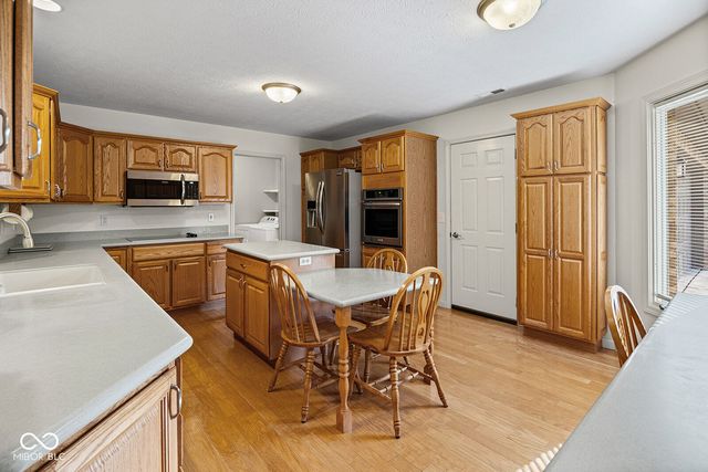 3612 Greenfield Lane, West Lafayette, IN 47906