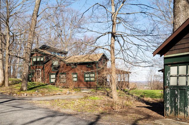 226 Burroughs Drive, West Park, NY 12493