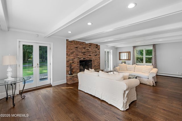 52 Shrewsbury Drive, Rumson, NJ 07760