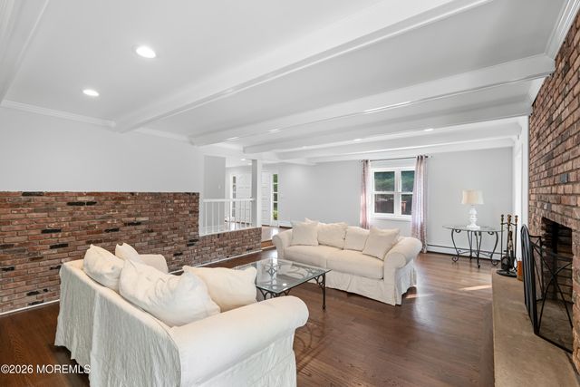 52 Shrewsbury Drive, Rumson, NJ 07760