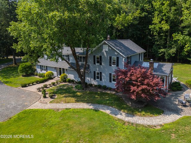 52 Shrewsbury Drive, Rumson, NJ 07760
