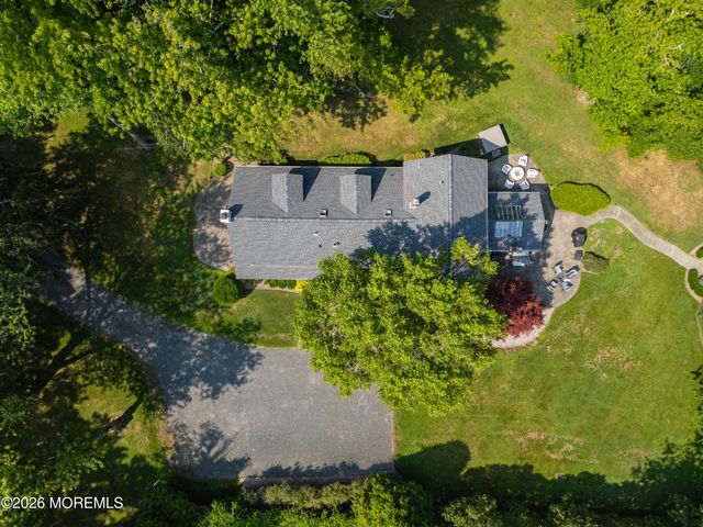 52 Shrewsbury Drive, Rumson, NJ 07760