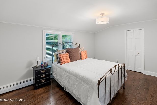 52 Shrewsbury Drive, Rumson, NJ 07760