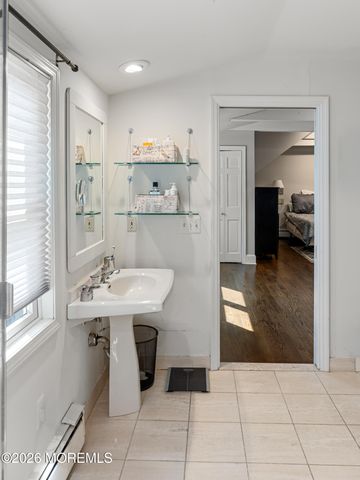 52 Shrewsbury Drive, Rumson, NJ 07760