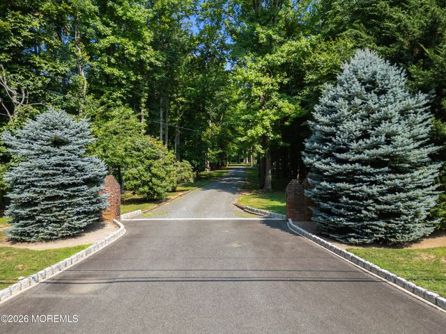 52 Shrewsbury Drive, Rumson, NJ 07760