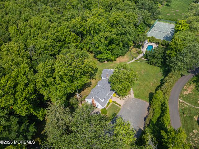 52 Shrewsbury Drive, Rumson, NJ 07760