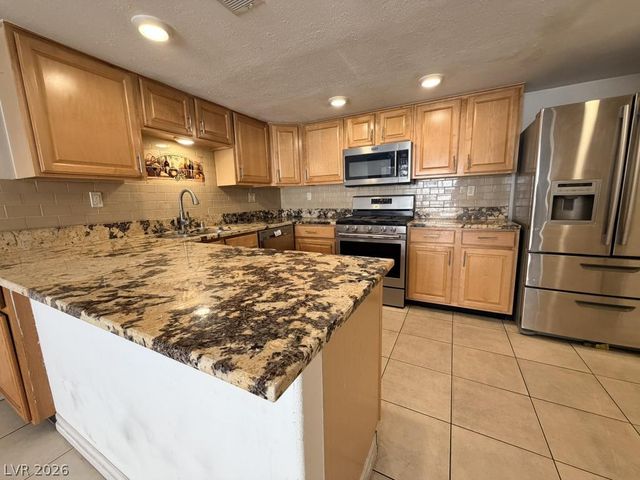 6521 Sugarpine Lane, Las Vegas, NV 89107