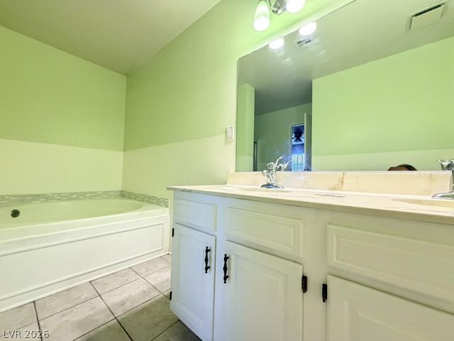 6521 Sugarpine Lane, Las Vegas, NV 89107